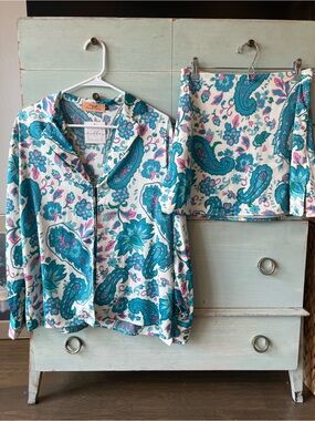 Brand New - Stella Dallas Teal, Aqua & Pink Paisley Blouse & Matching Mini Skirt